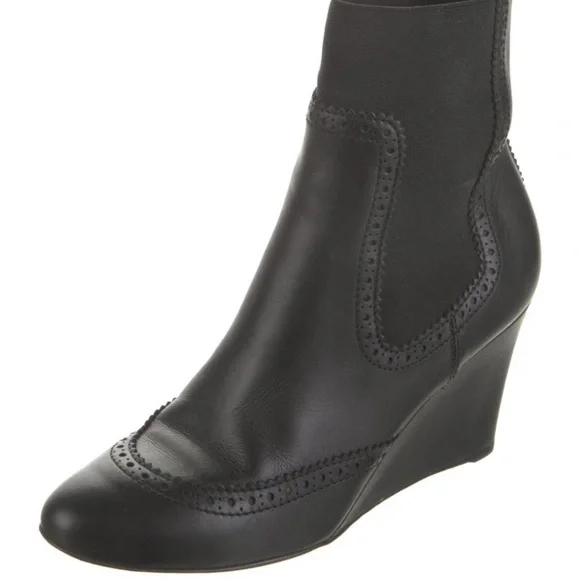 Balenciaga Leather Ankle Chelsea Boots Women size 9.5 - Picture 2 of 5